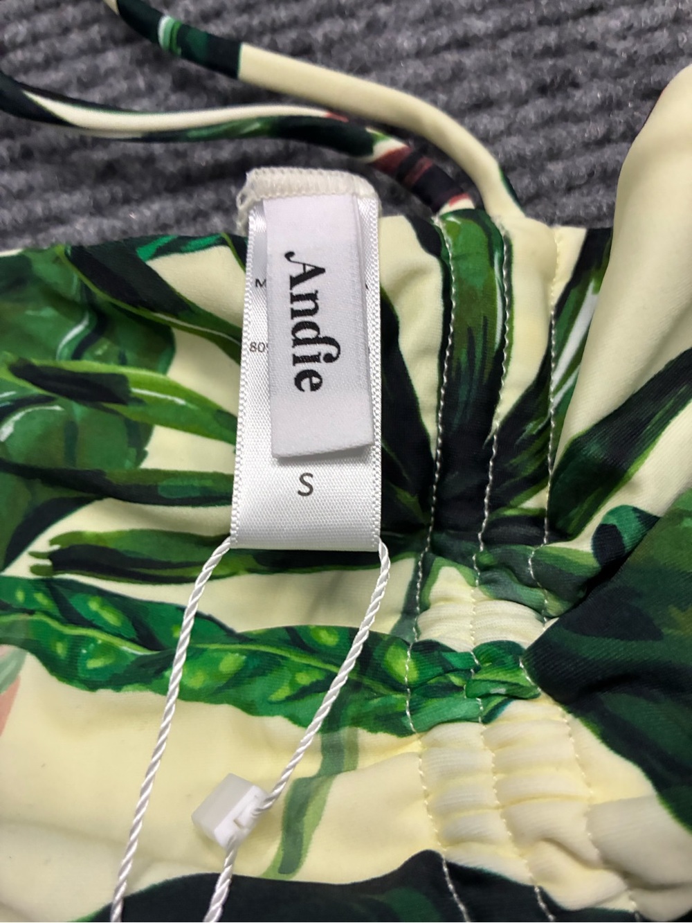 Andie Swim Waikiki Dress / Swim Cover Up Ivory Palm Tropical Print Medium - Picture 7 of 9
